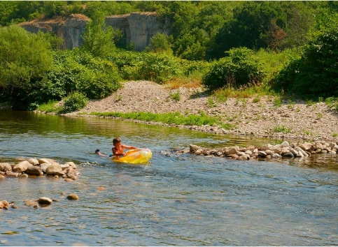 camping bord du chassezac