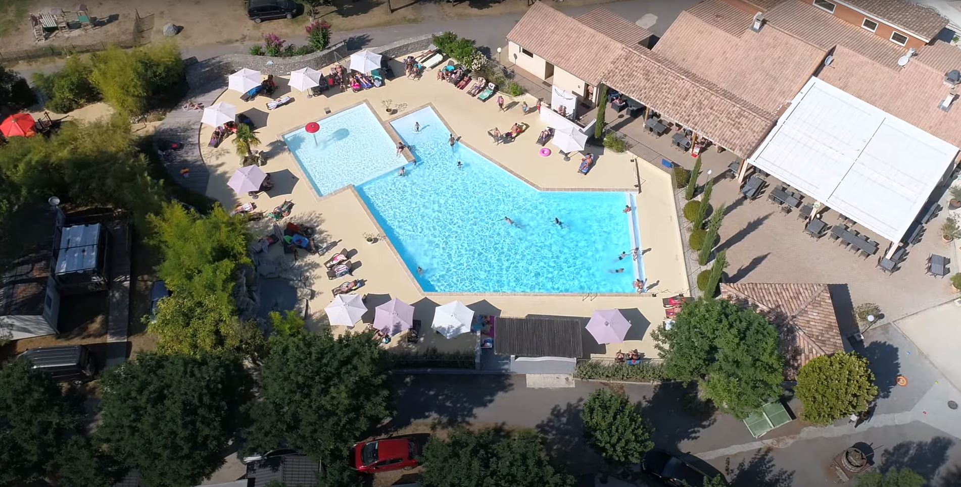 camping les vans avec piscine en ardeche