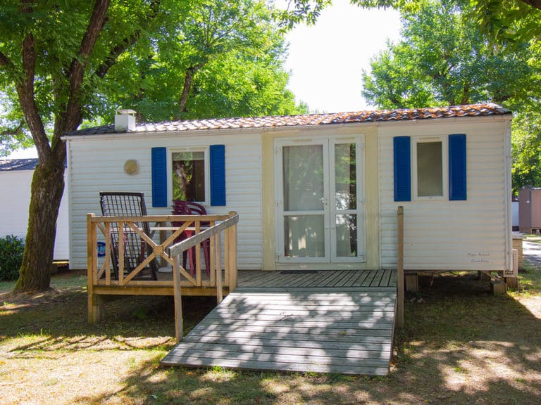 camping près de vallon pont d'arc ardeche