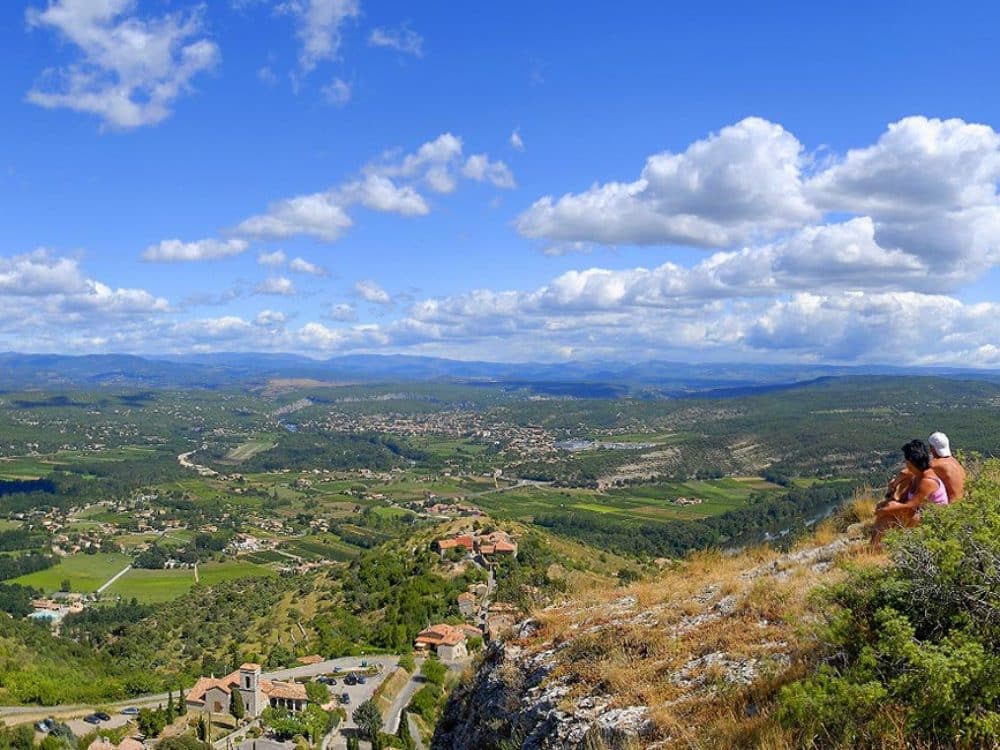 vallée de l'Ardèche près du camping